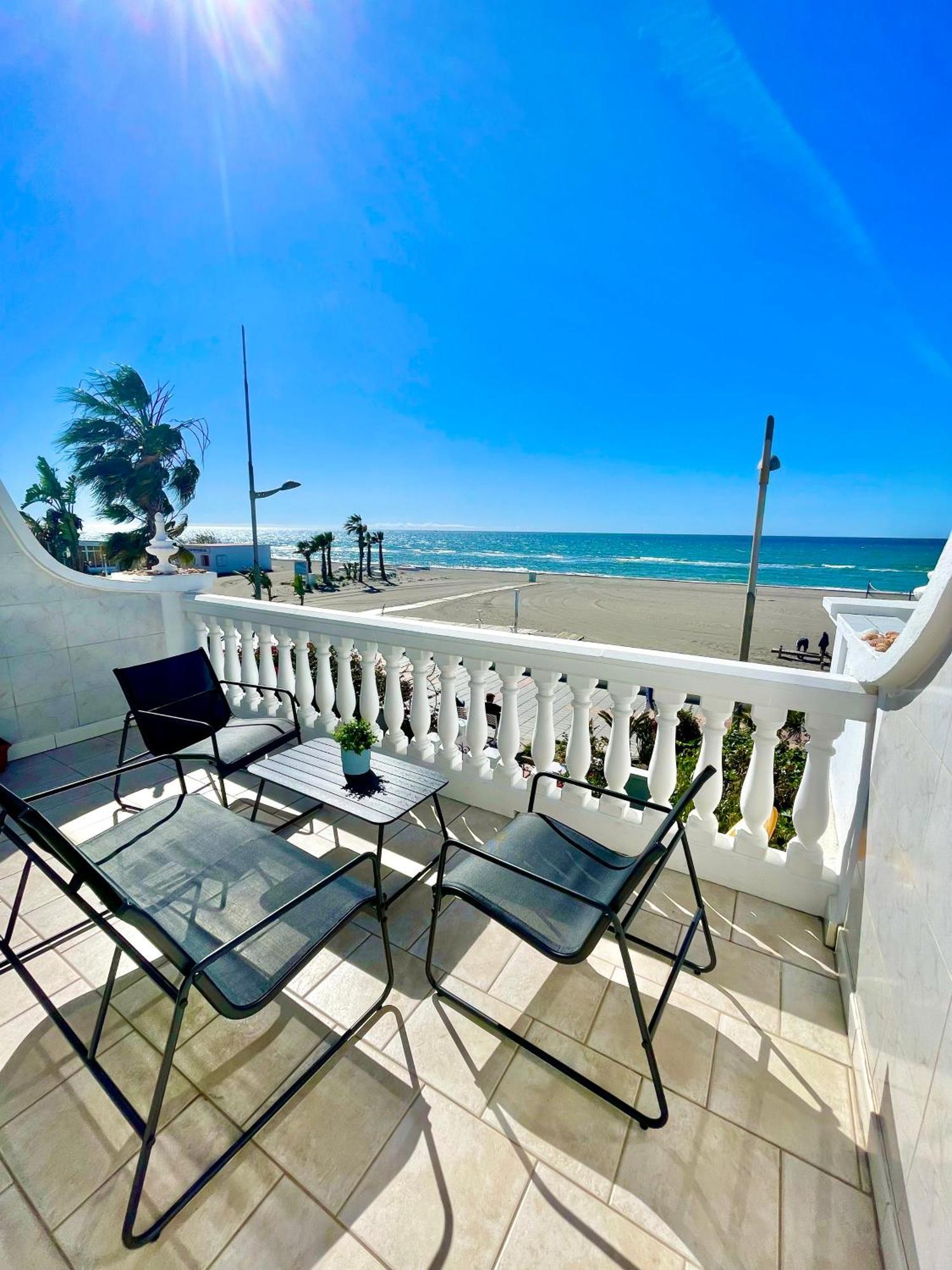 Apartamento Frontal Al Mar - Torrox Costa Bagian luar foto